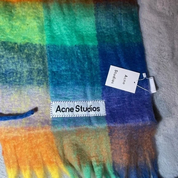 Acne Studios Scarf - Picture 2 of 4